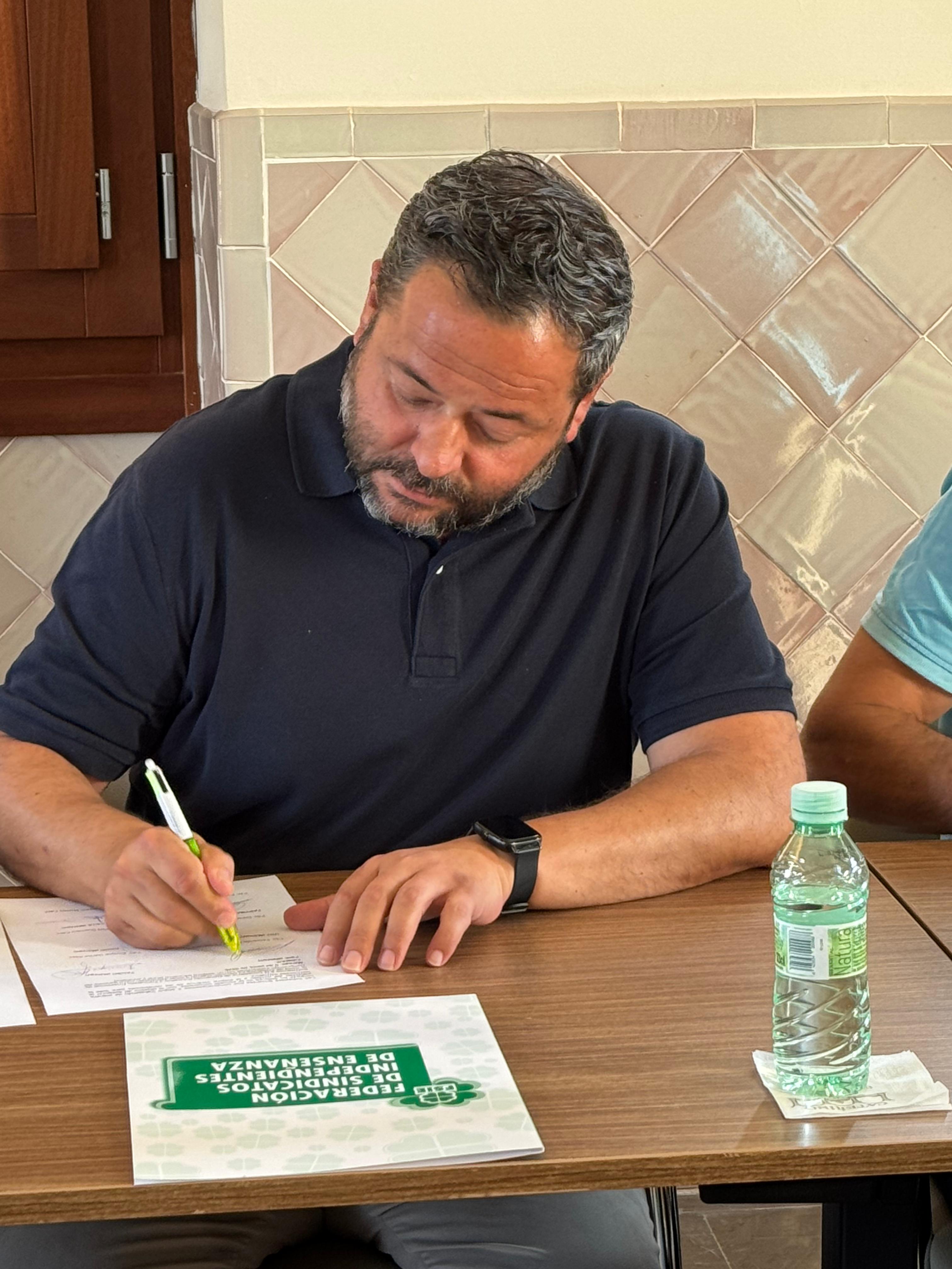 firma manifiesto 5 6 25 fernando